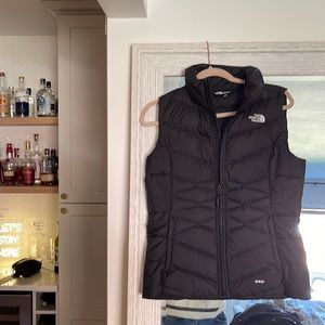 Womens north face vest black